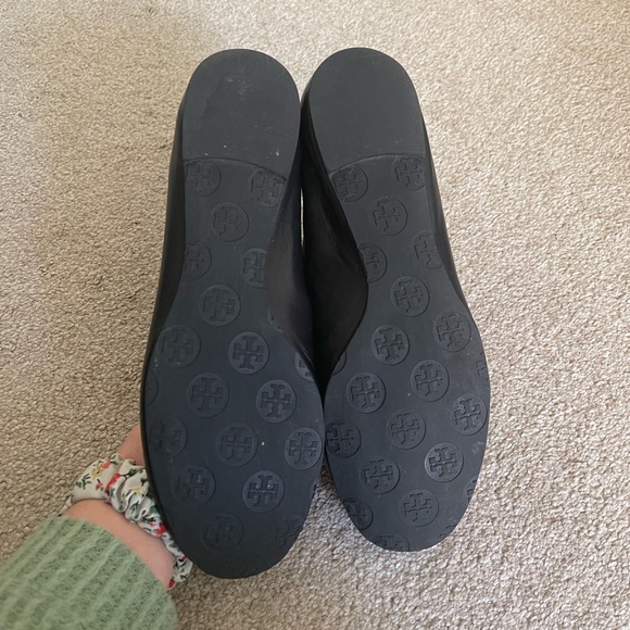 Tory Burch Reva Flats - Picture 2 of 10